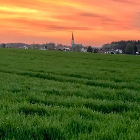 Alter Pfarrhof Tacherting